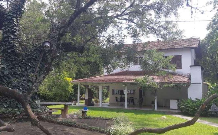 Casa · 170m² · 4 Ambientes · 1 Cochera