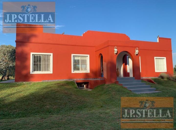 Casa · 270m² · 7 Ambientes