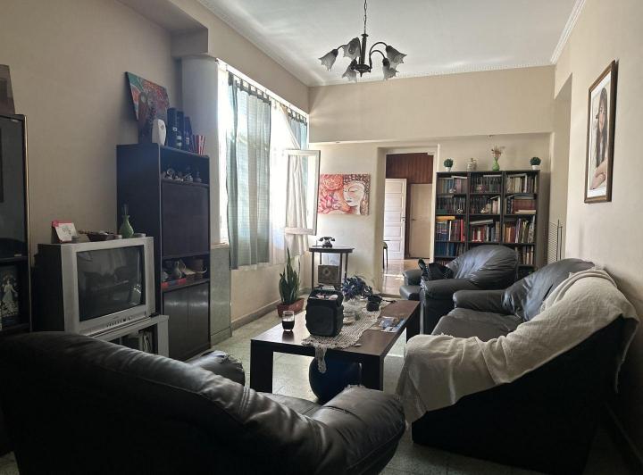 Casa · 255m² · 4 Ambientes · 1 Cochera