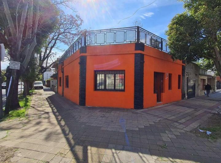 Casa · 114m² · 4 Ambientes · 2 Cocheras