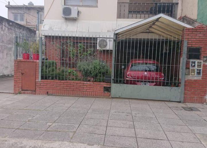 Casa · 58m² · 3 Ambientes · 1 Cochera