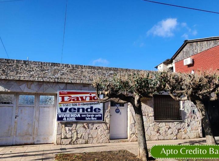 Casa · 112m² · 4 Ambientes · 1 Cochera