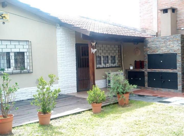 Casa · 120m² · 3 Ambientes · 3 Cocheras