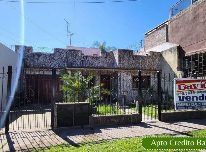 Casa · 195m² · 3 Ambientes · 1 Cochera