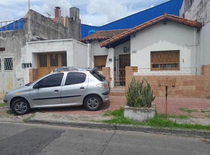 Casa · 90m² · 3 Ambientes · 1 Cochera