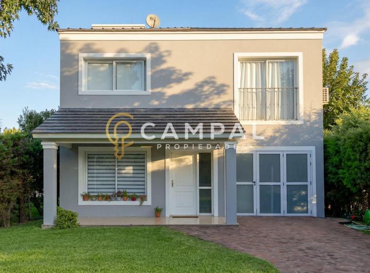 Casa · 184m² · 4 Ambientes · 1 Cochera