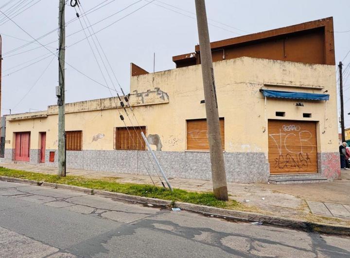 Casa · 223m² · 5 Ambientes · 1 Cochera