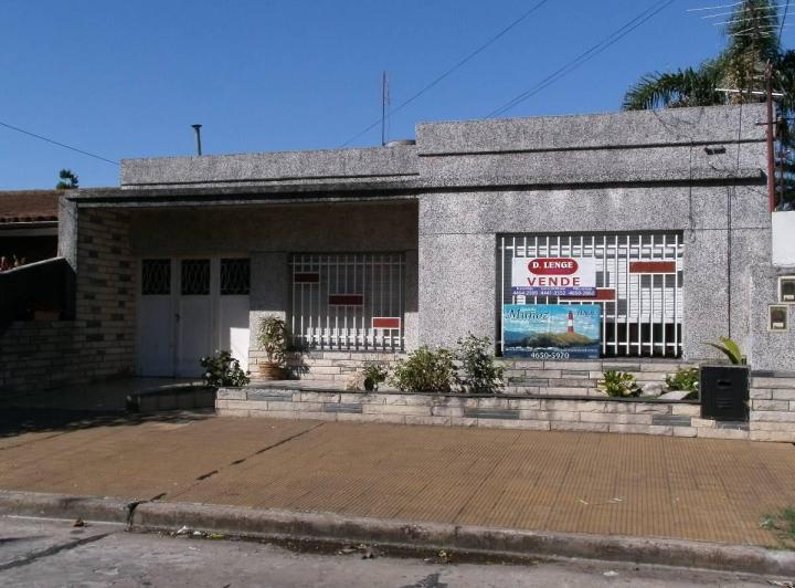 Casa · 100m² · 3 Ambientes · 1 Cochera