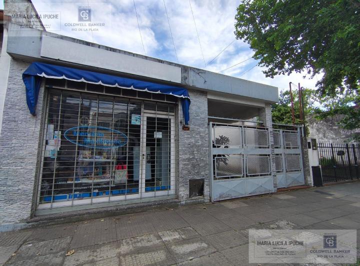 Casa · 203m² · 4 Ambientes · 1 Cochera