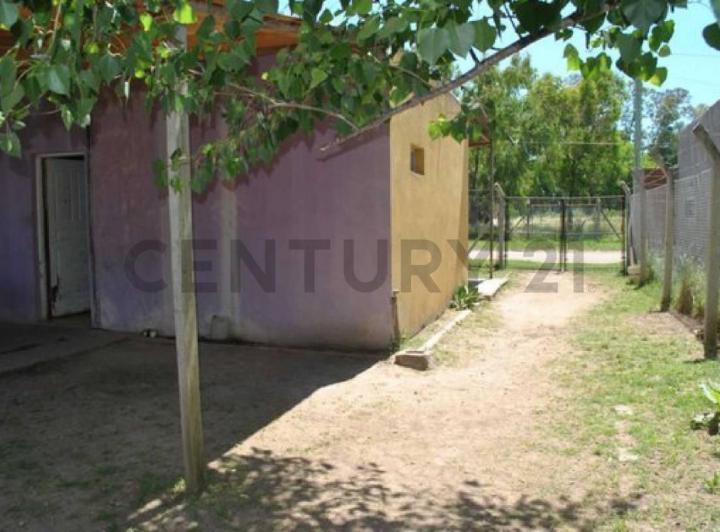 Casa · 35m² · 2 Ambientes · 1 Cochera