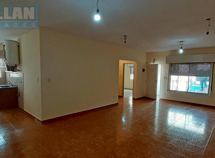 Casa · 80m² · 3 Ambientes · 1 Cochera