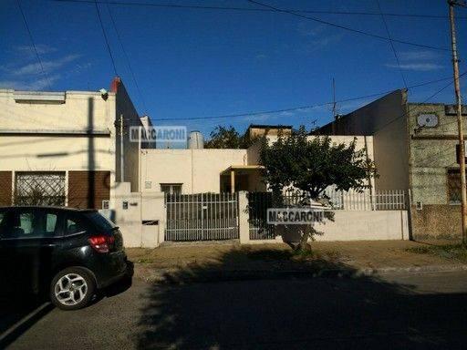 Casa · 75m² · 3 Ambientes · 1 Cochera