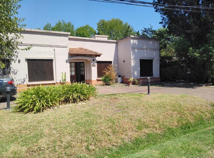 Casa · 190m² · 5 Ambientes