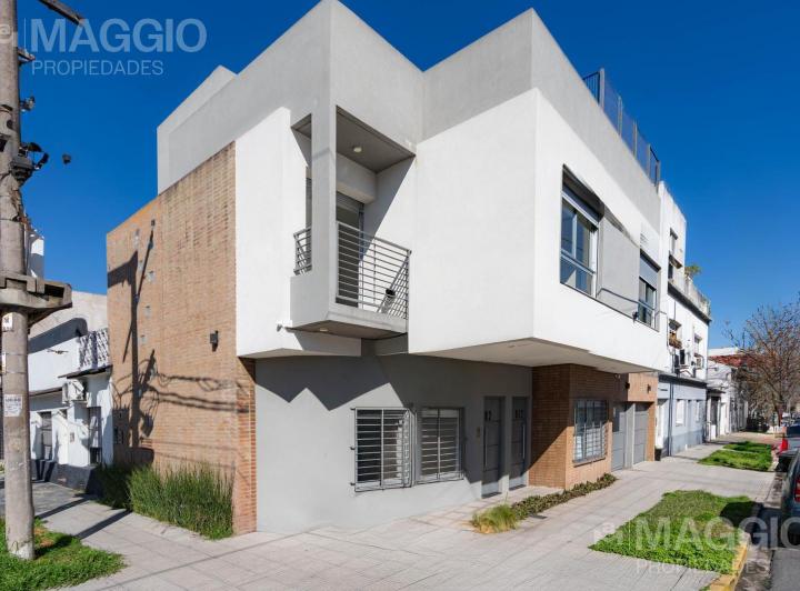 Casa · 80m² · 3 Ambientes · 1 Cochera