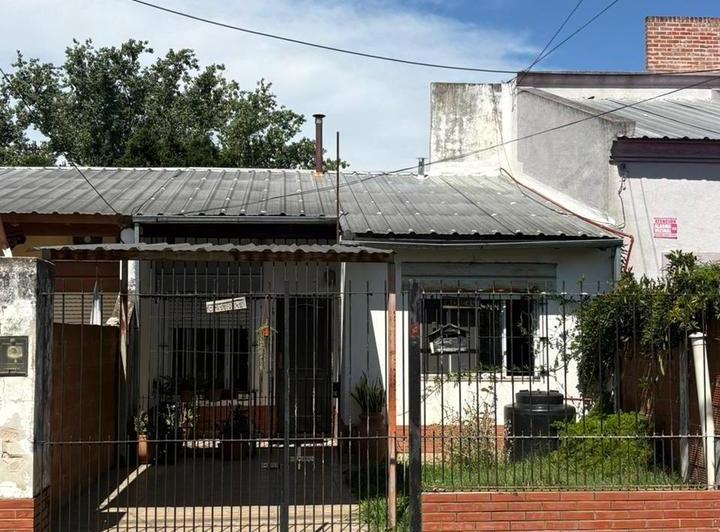 Casa · 66m² · 3 Ambientes · 1 Cochera