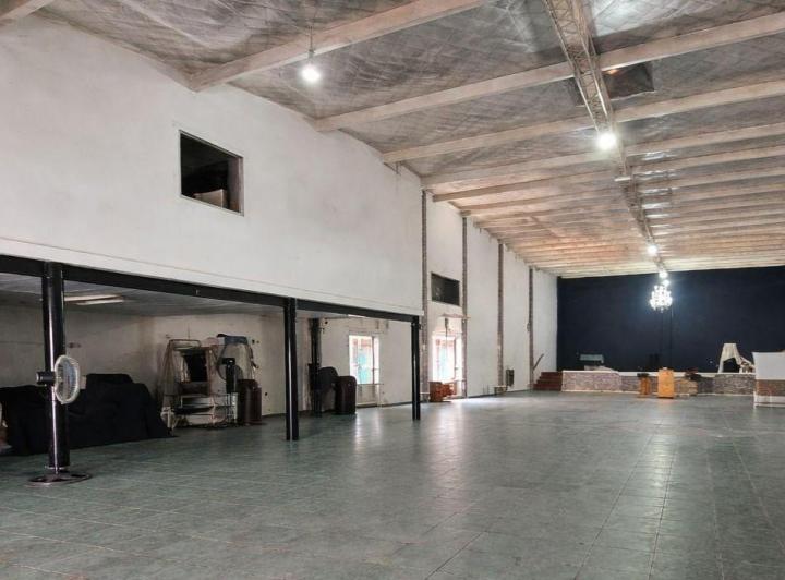 Casa · 300m²