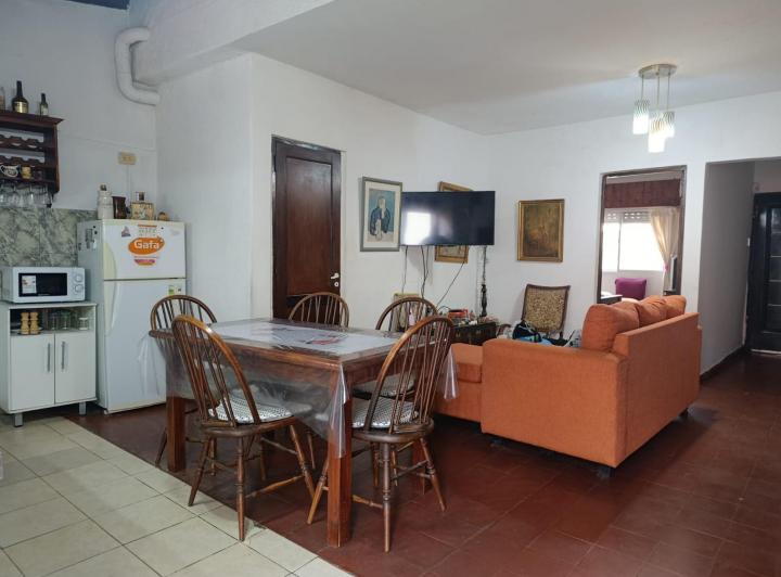 Casa · 95m² · 3 Ambientes · 1 Cochera