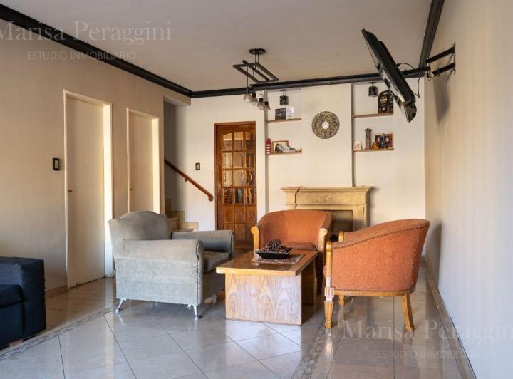 Casa · 101m² · 4 Ambientes · 1 Cochera