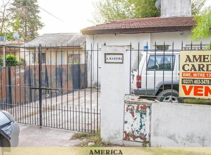 Casa · 110m² · 4 Ambientes · 1 Cochera
