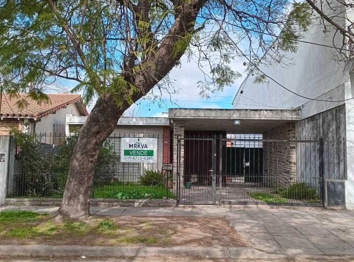 Casa · 150m² · 5 Ambientes · 1 Cochera