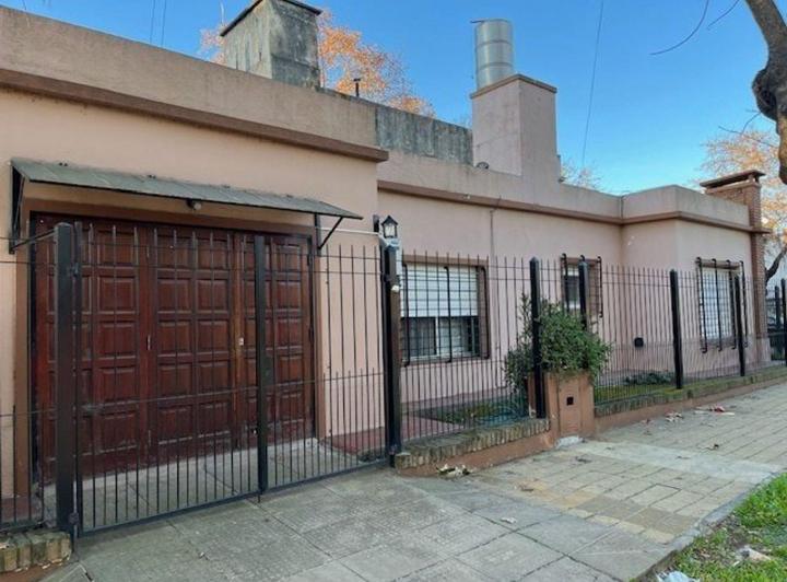 Casa · 100m² · 4 Ambientes