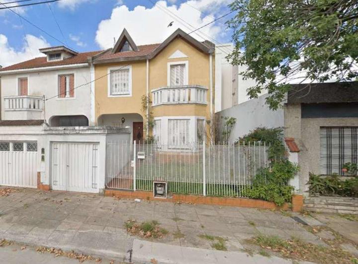 Casa · 130m² · 4 Ambientes