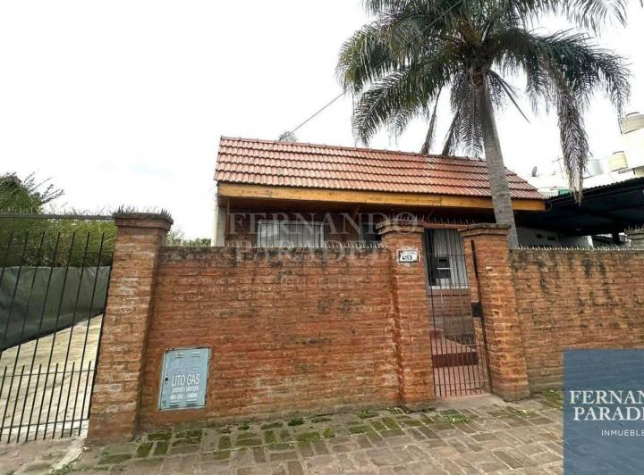 Casa · 80m² · 3 Ambientes · 3 Cocheras