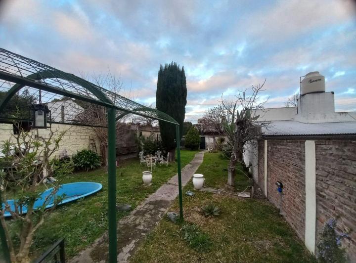 Casa · 50m² · 2 Ambientes · 1 Cochera