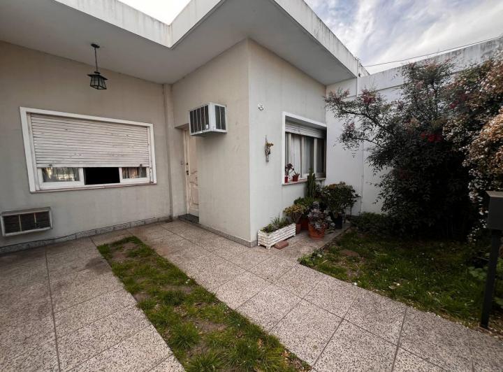 Casa · 81m² · 4 Ambientes