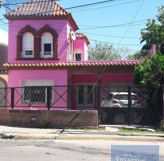 Casa · 300m² · 4 Ambientes