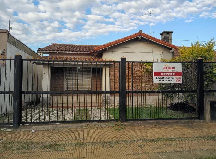 Casa · 70m² · 3 Ambientes · 1 Cochera