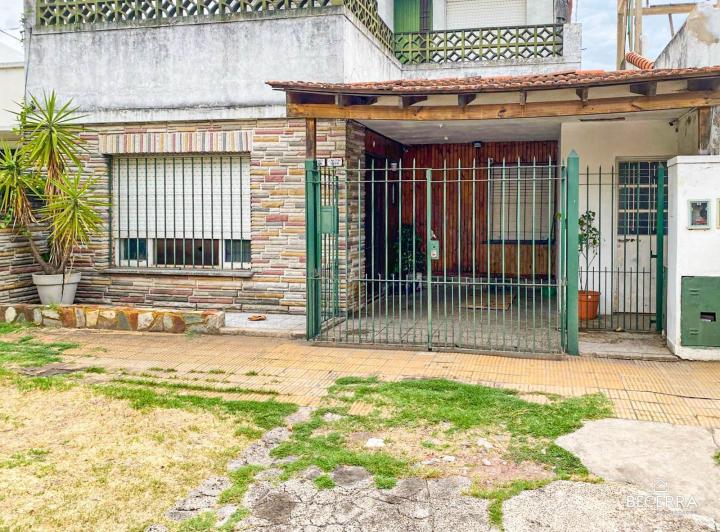 Casa · 89m² · 3 Ambientes · 1 Cochera