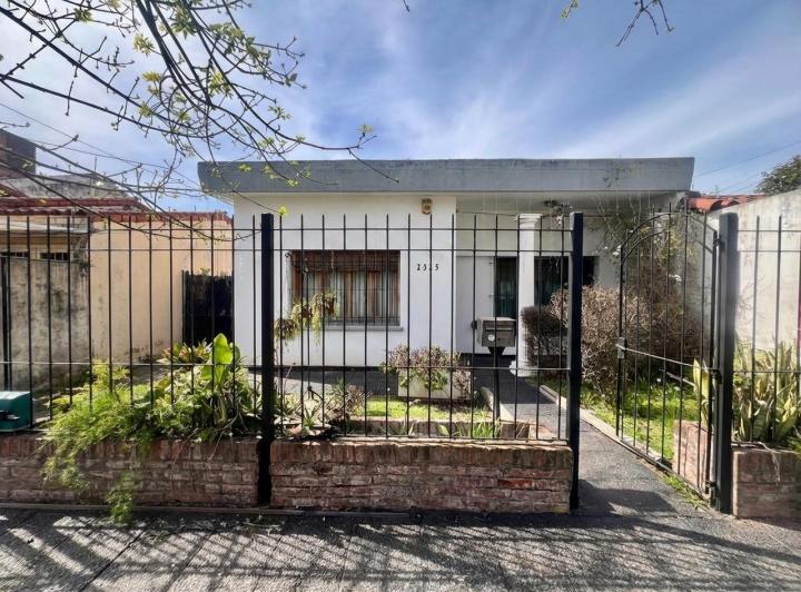 Casa · 115m² · 3 Ambientes · 1 Cochera