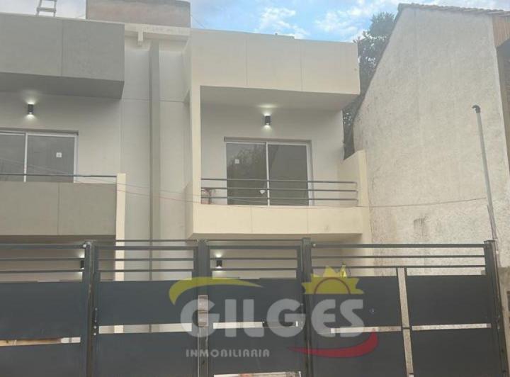 Casa · 125m² · 4 Ambientes · 1 Cochera