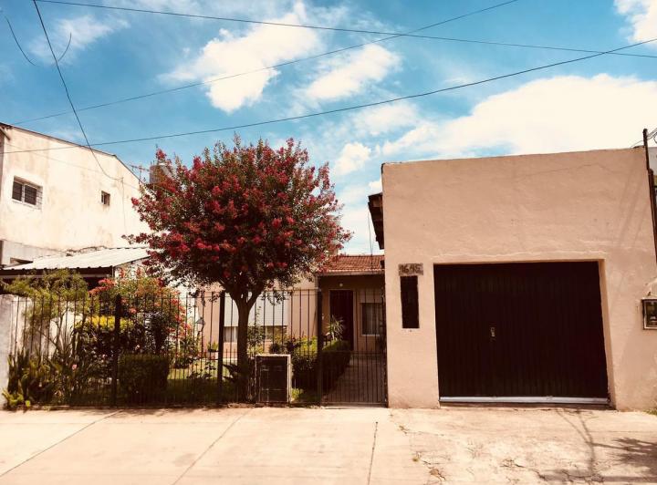 Casa · 120m² · 3 Ambientes · 1 Cochera