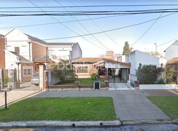 Casa · 146m² · 3 Ambientes · 1 Cochera
