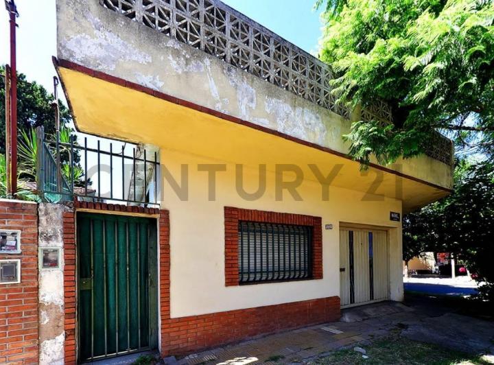 Casa · 128m² · 3 Ambientes · 1 Cochera