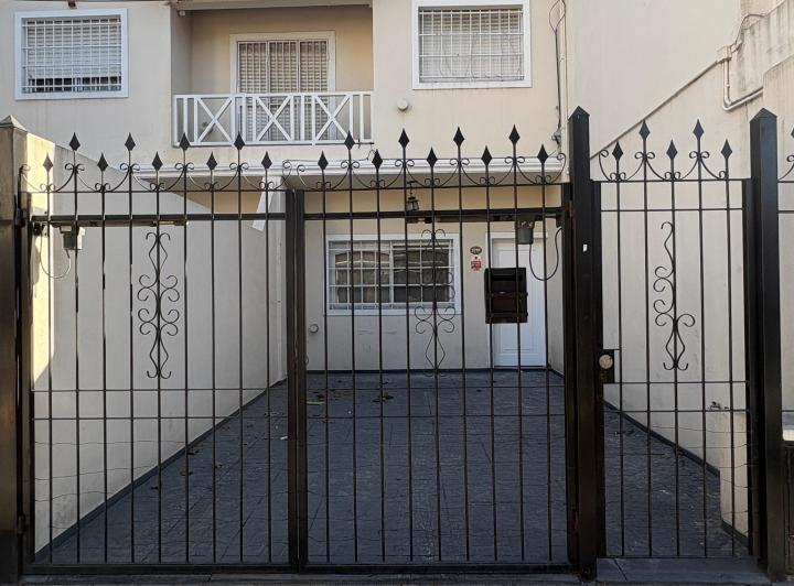 Casa · 100m² · 4 Ambientes · 1 Cochera
