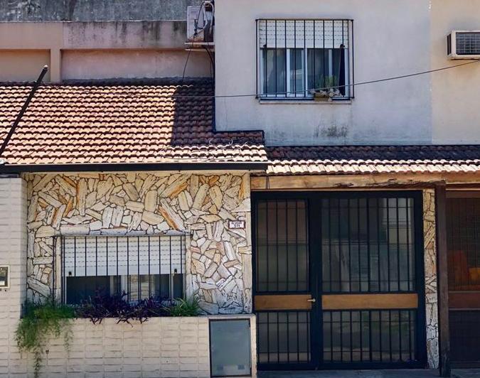 Casa · 80m² · 4 Ambientes · 1 Cochera