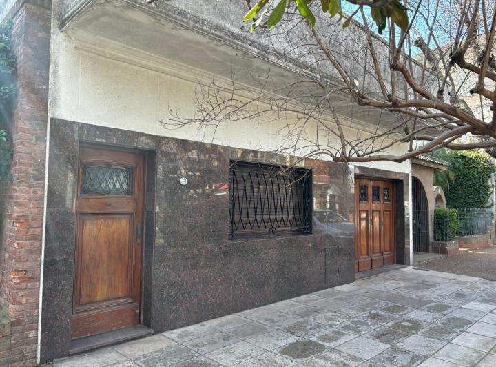 Casa · 205m² · 4 Ambientes · 1 Cochera