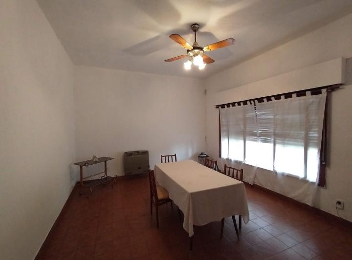 Casa · 76m² · 3 Ambientes · 1 Cochera