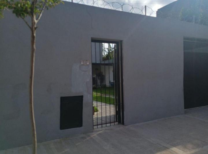 Casa · 60m² · 2 Ambientes · 2 Cocheras