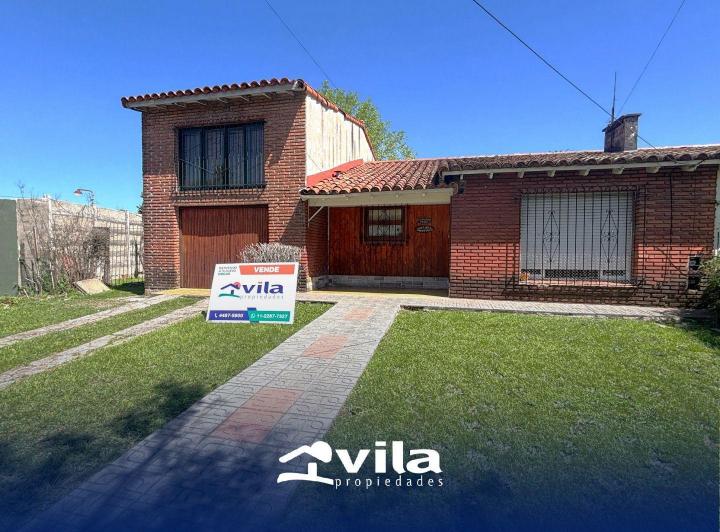 Casa · 130m² · 3 Ambientes · 1 Cochera