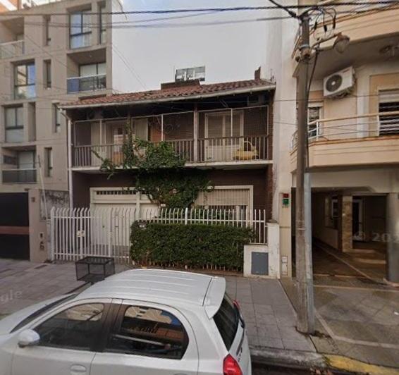 Casa · 150m² · 5 Ambientes · 2 Cocheras