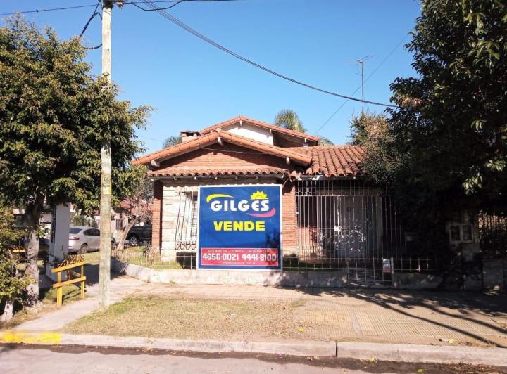 Casa · 120m² · 4 Ambientes · 1 Cochera