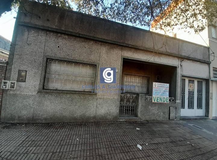 Casa · 190m² · 3 Ambientes · 1 Cochera
