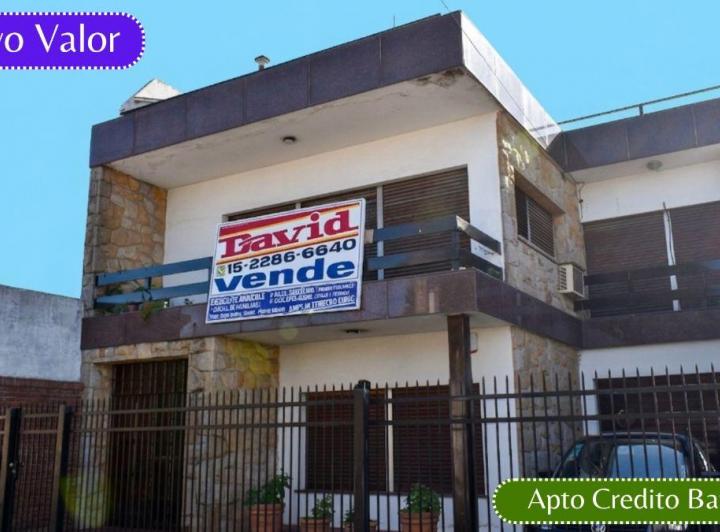Casa · 200m² · 4 Ambientes · 1 Cochera