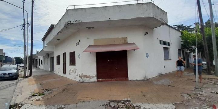 Casa · 190m² · 5 Ambientes · 1 Cochera