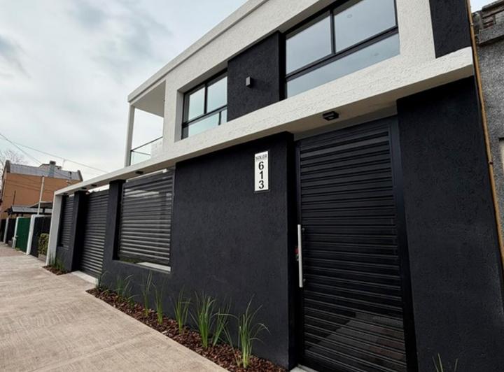 Casa · 120m² · 2 Dormitorios · 1 Cochera