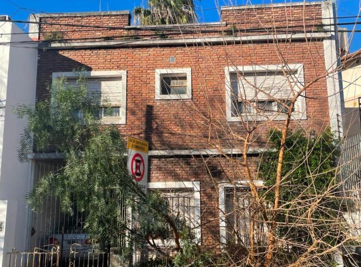 Casa · 130m² · 5 Ambientes · 1 Cochera